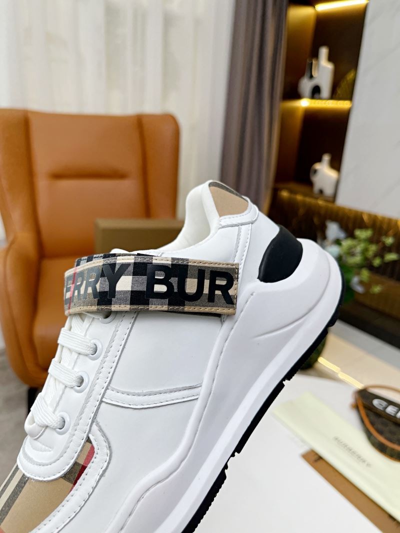 Burberry Low Shoes